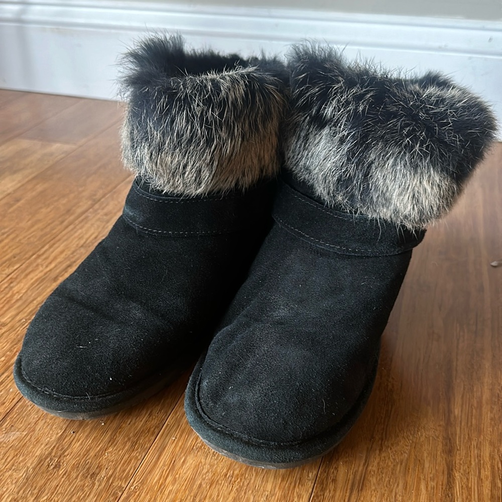 Black bear paw boots